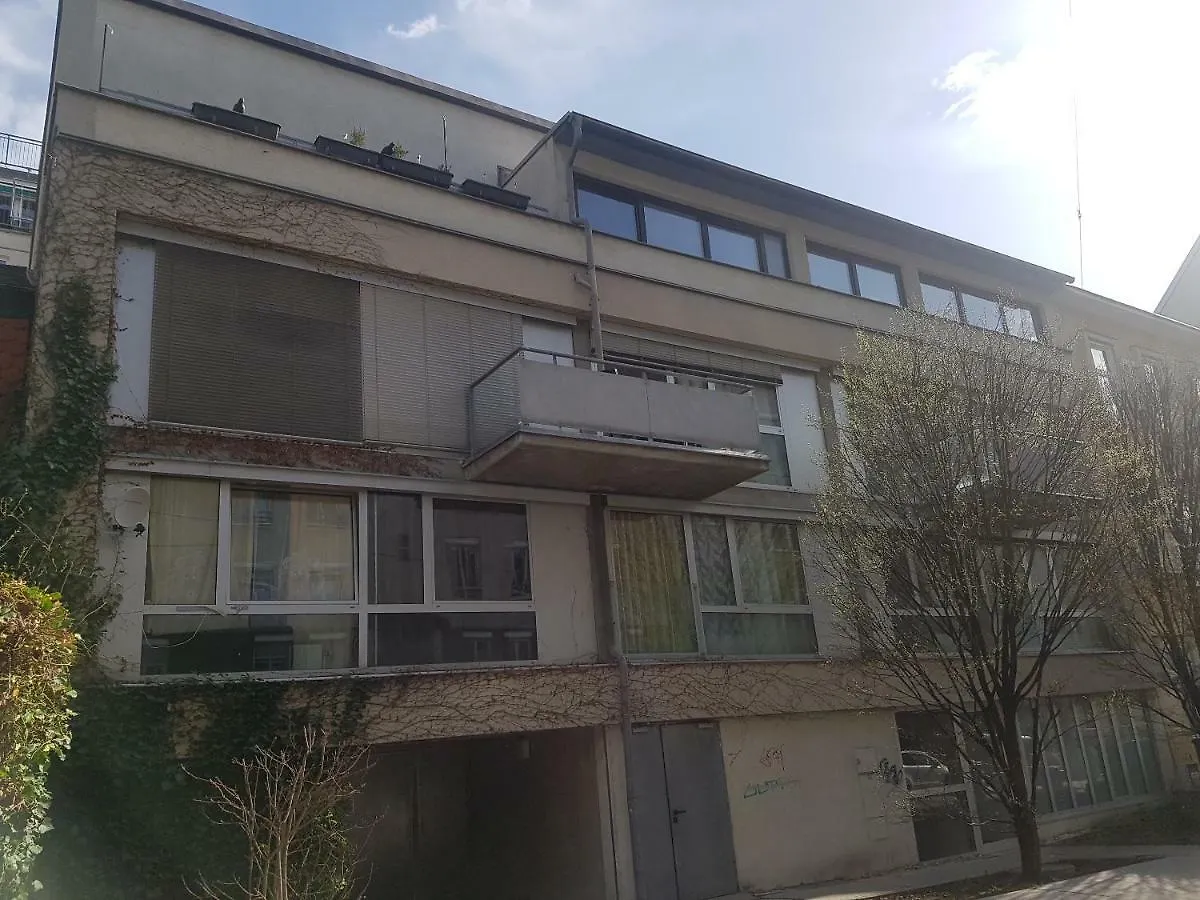 Ferienwohnung Andrej Andrej Wien Apartment
